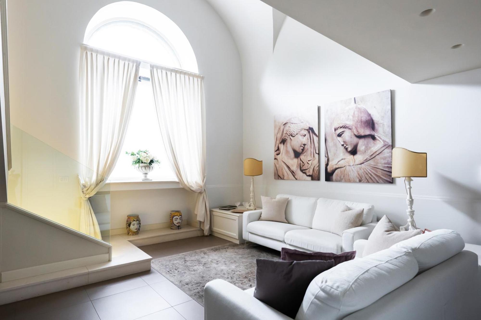 B Sicilian Charming Stay - Luxury Loft Catania Bagian luar foto