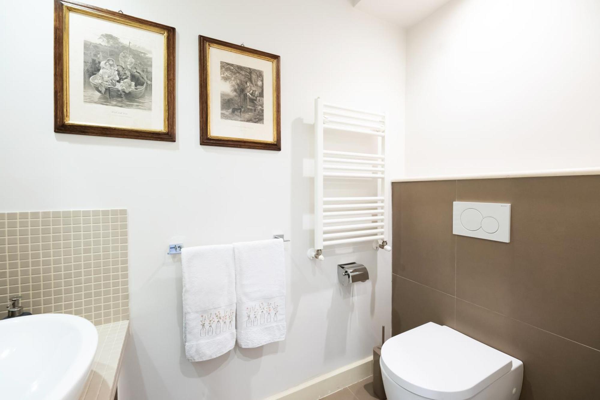 B Sicilian Charming Stay - Luxury Loft Catania Bagian luar foto